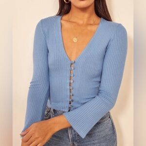 REFORMATION Gellar Top Sky Blue Ribbed Button Up Size XS - gorgeous !